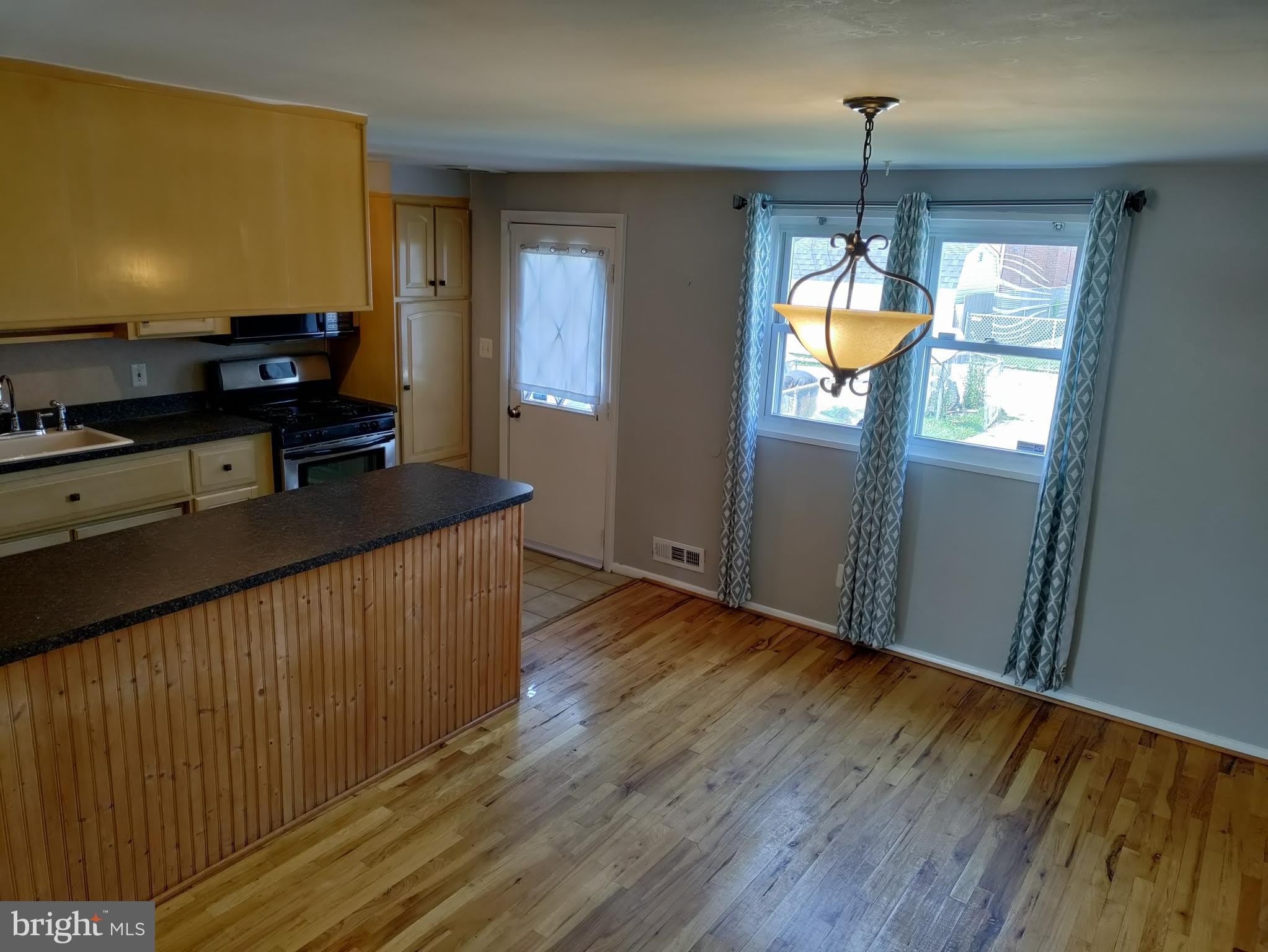 7862 Kentley Road – photo 3