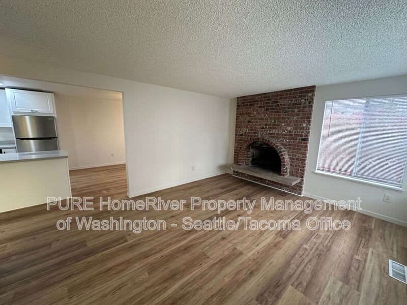 1727 45th Ave SW – photo 5