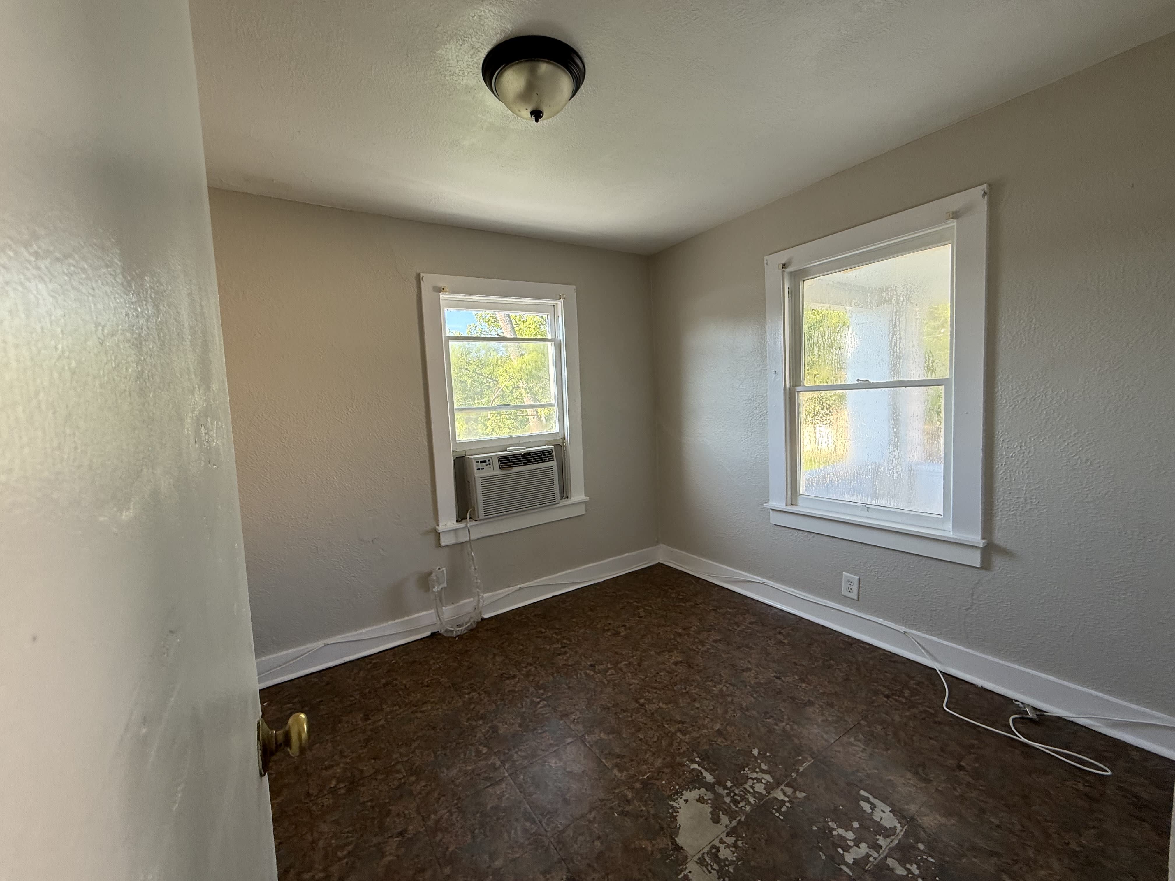 5150 6th St Apt 3 – photo 5
