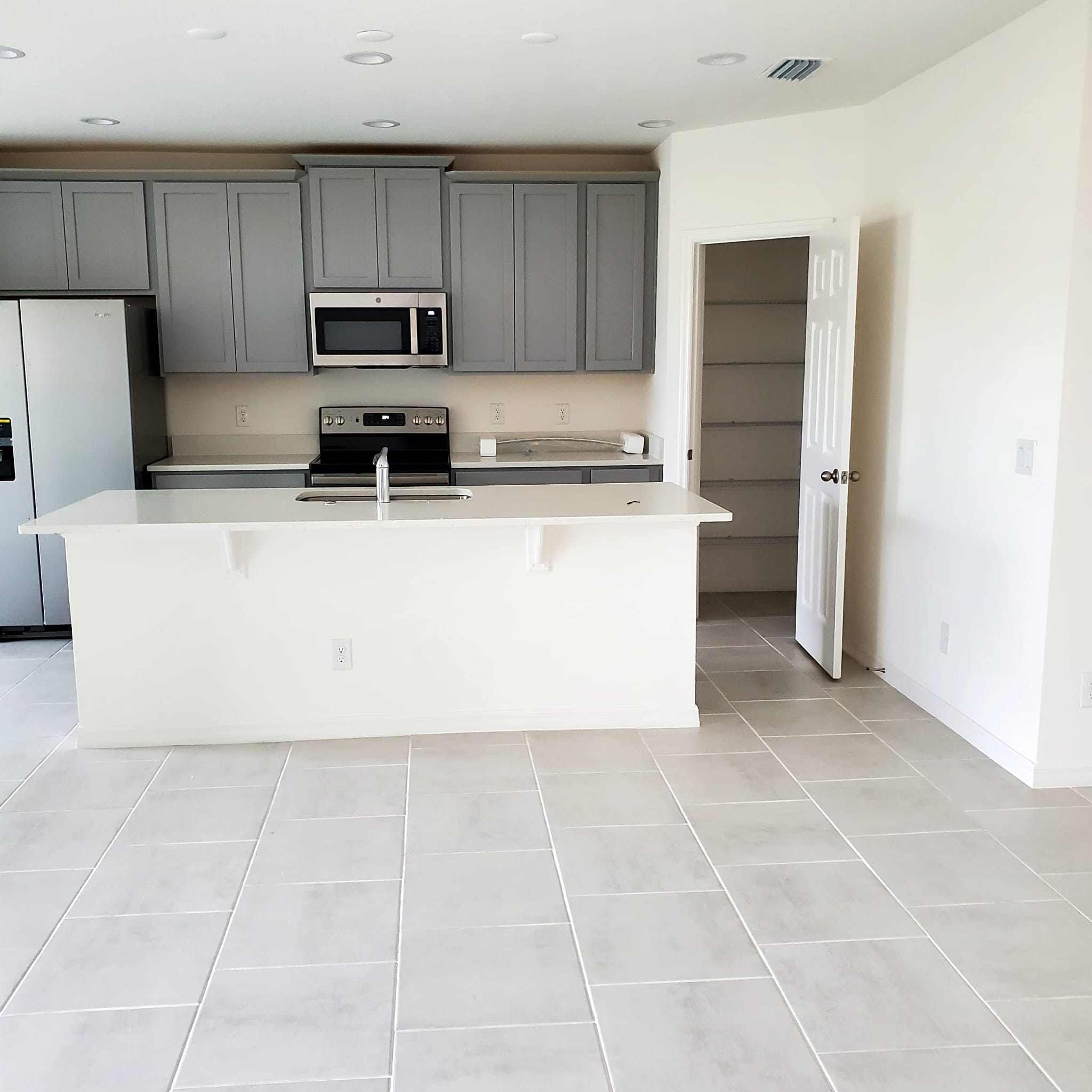 3649 Yarian Drive – photo 2