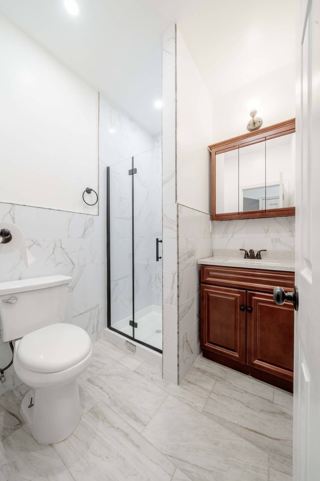 211 W 122nd Street – photo 4