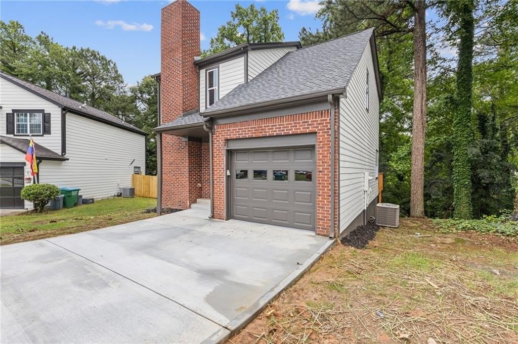 1111 Pin Oak Drive – photo 2