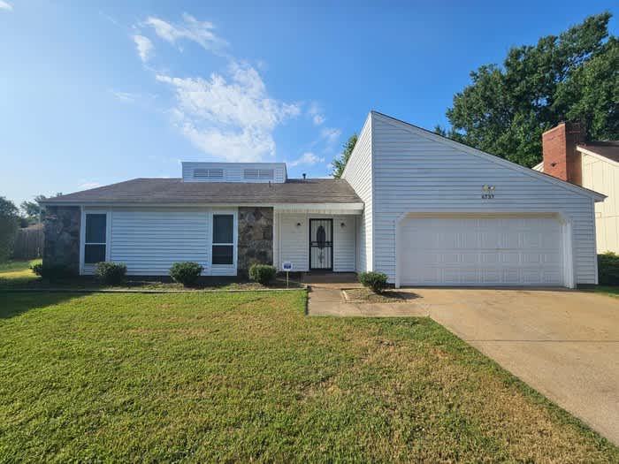 6737 Valley Park Drive – photo 1