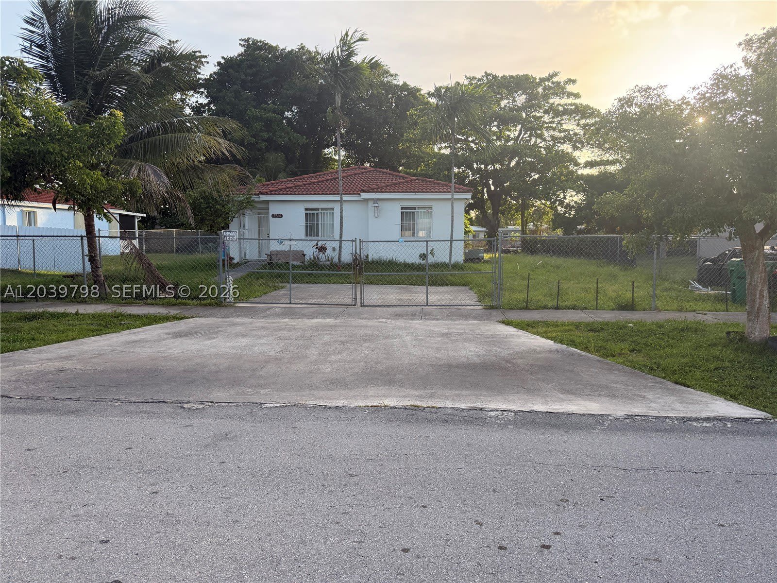 17740 SW 103rd Ave – photo 1