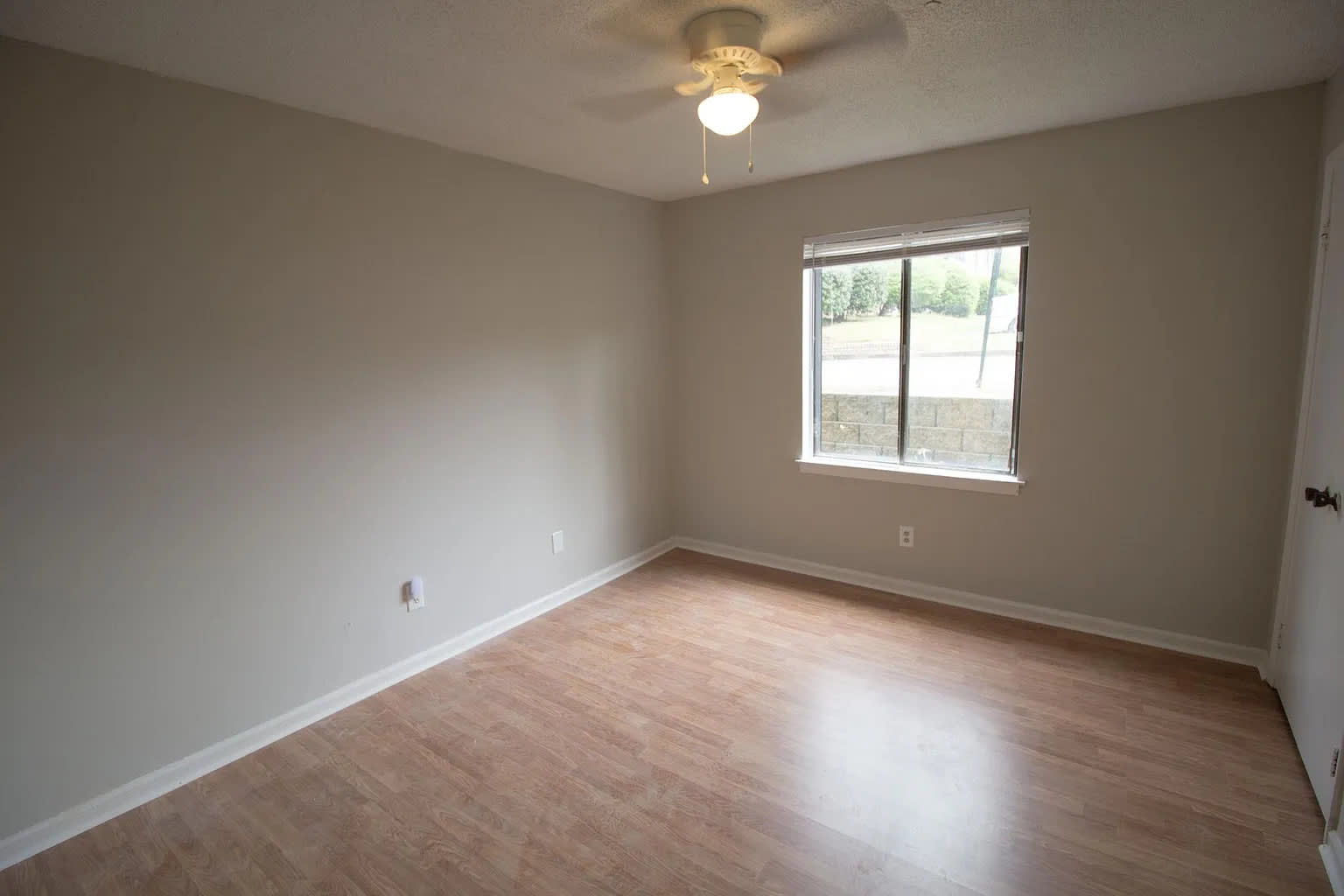 107 Thornwell Ct Apt B – photo 4