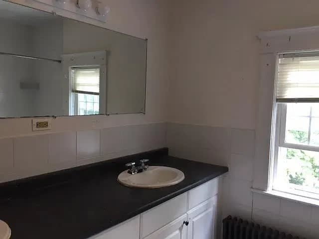 14 Hammondswood Rd. – photo 5