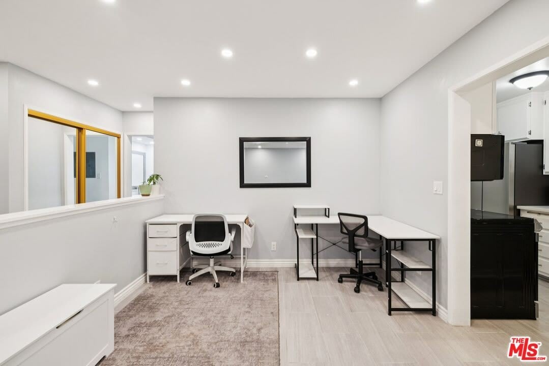 5625 Sumner Way – photo 2