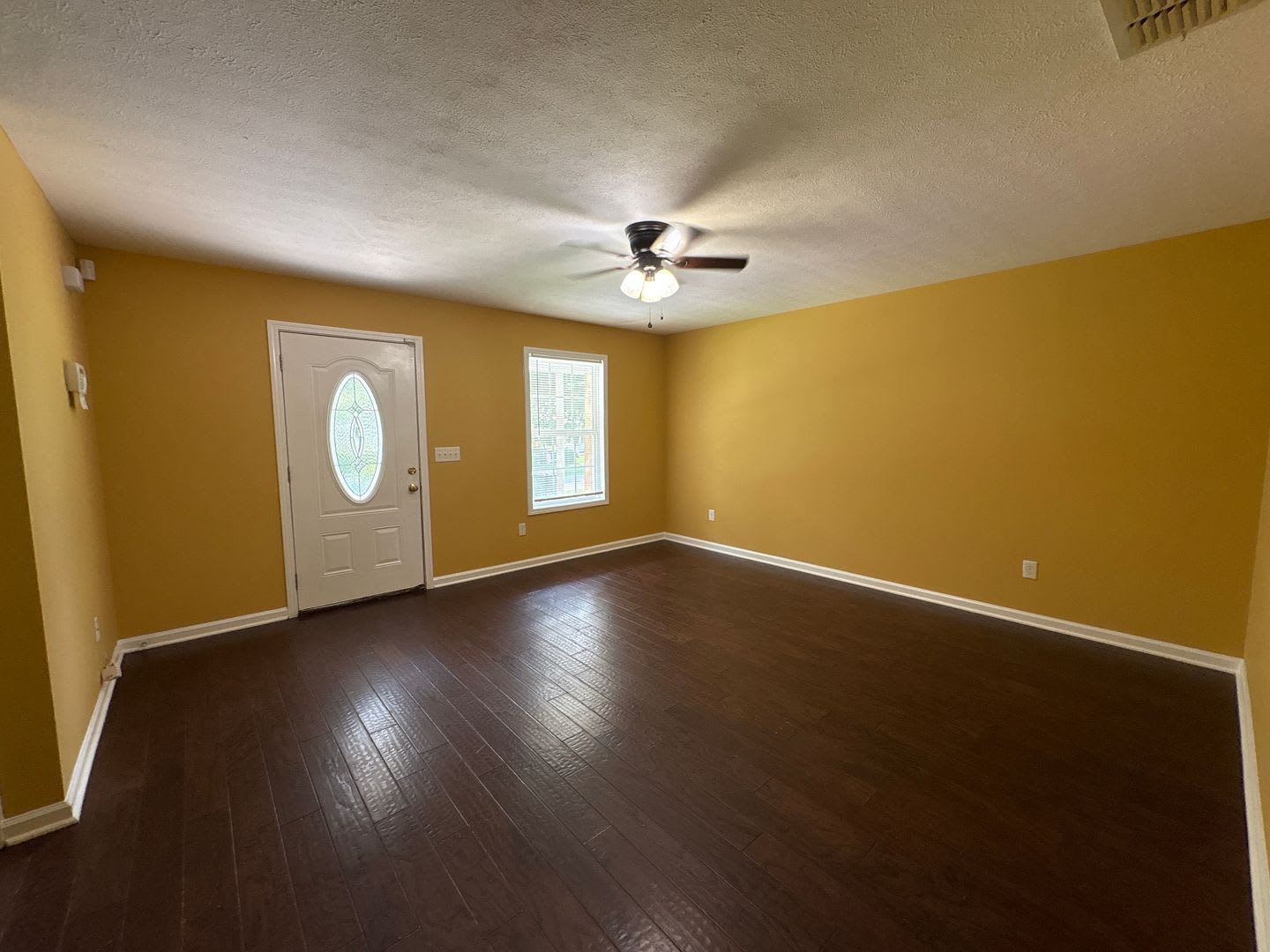 Beautiful Home near Historic Downtown Tullahoma! – photo 3