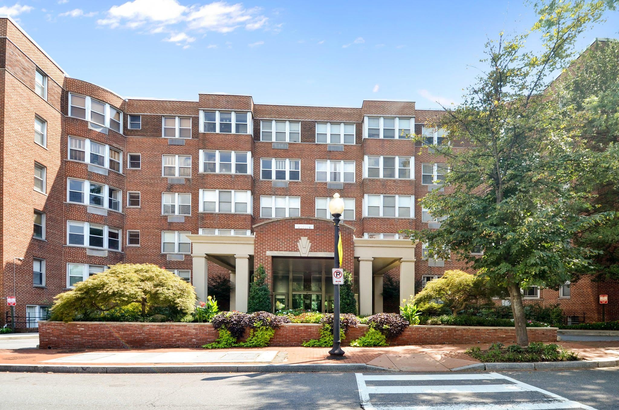 2500 Q ST NW #529 – photo 1