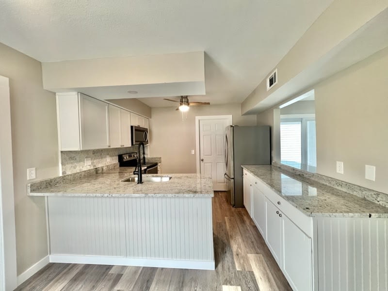 1943 Patrician Way – photo 2