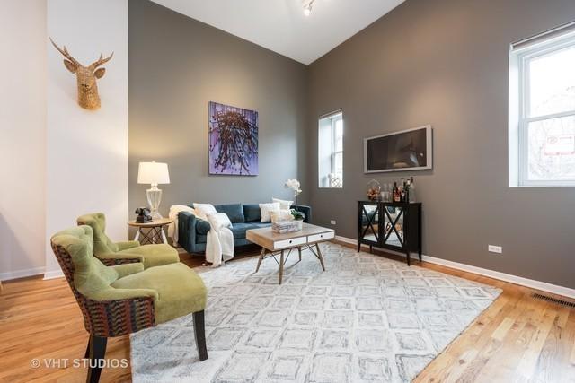 1517 North Paulina St. – photo 4