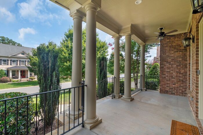 16056 Reynolds Drive – photo 5