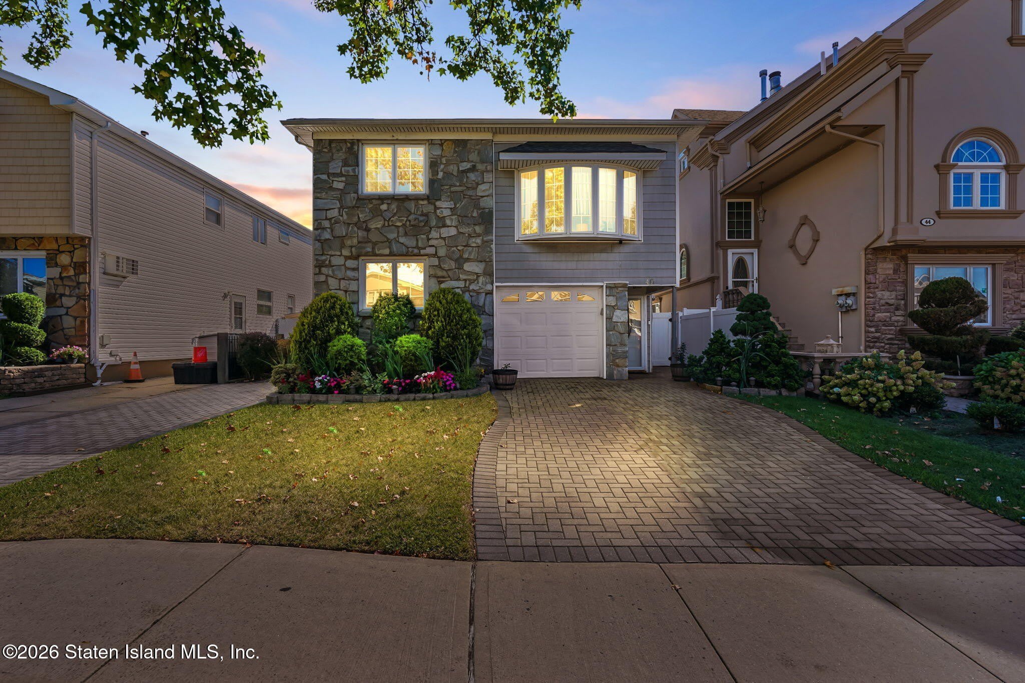 40 Devens Street – photo 1