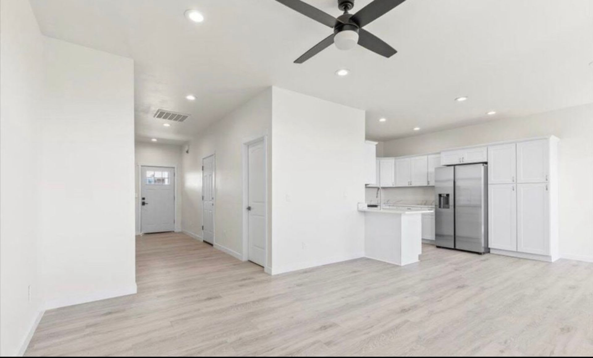 West Valley Stunning Duplex – photo 3