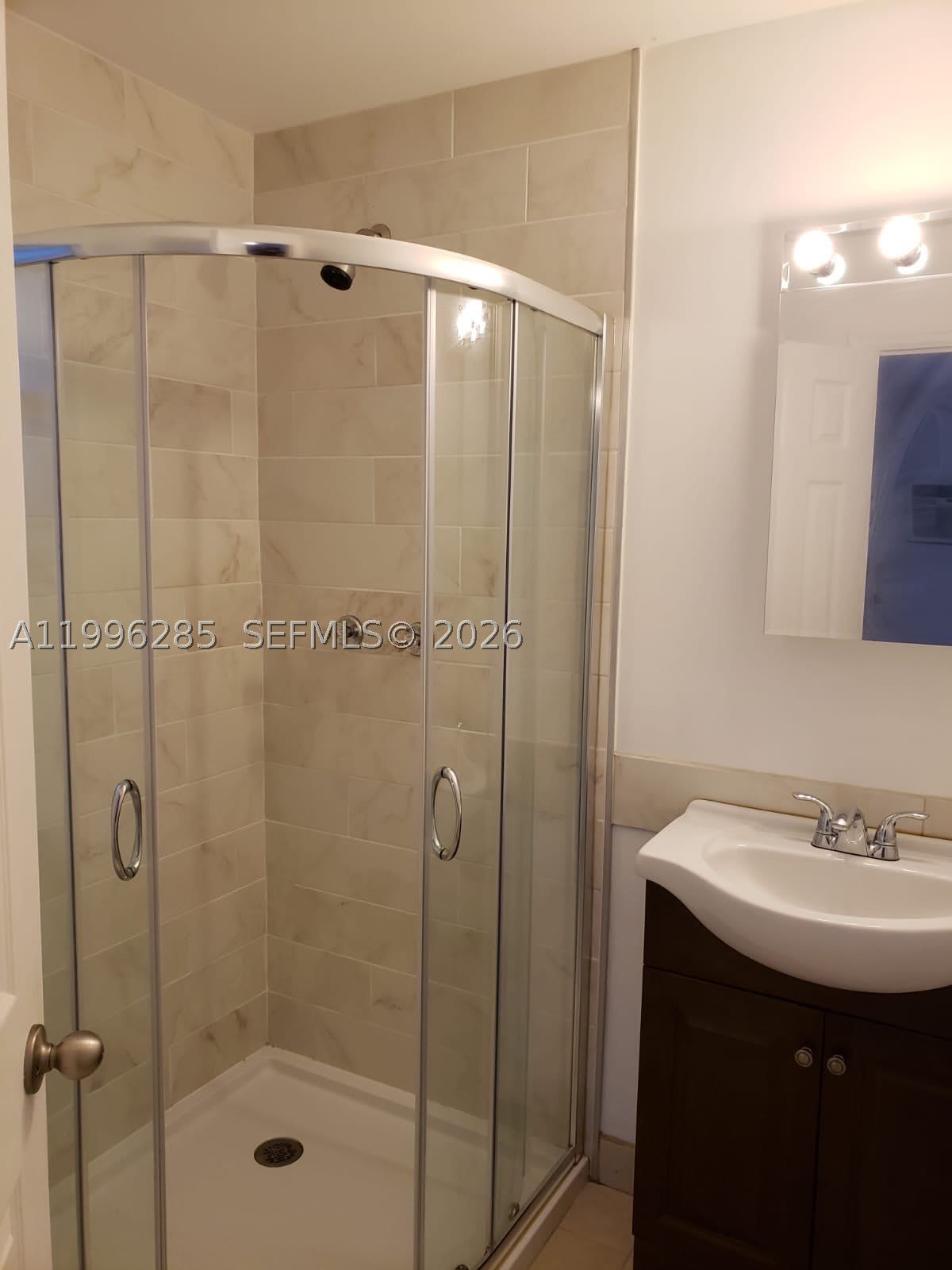 2481 Sw 11 St – photo 3