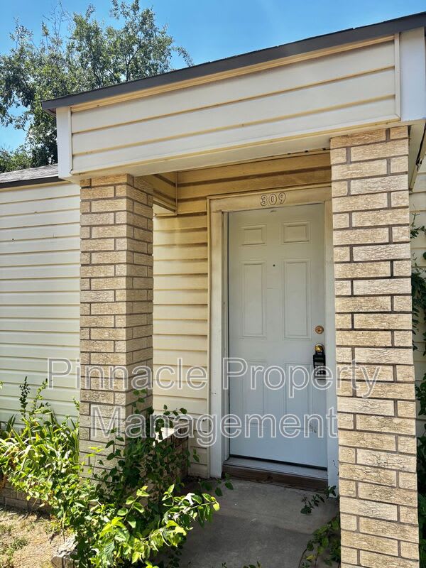 309 N. Howard St. – photo 1