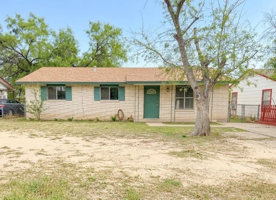 1626 Bowles St – photo 1
