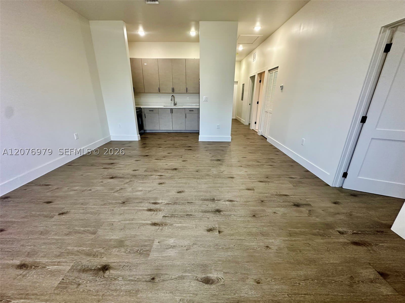 2375 Nw 105Th St – photo 3