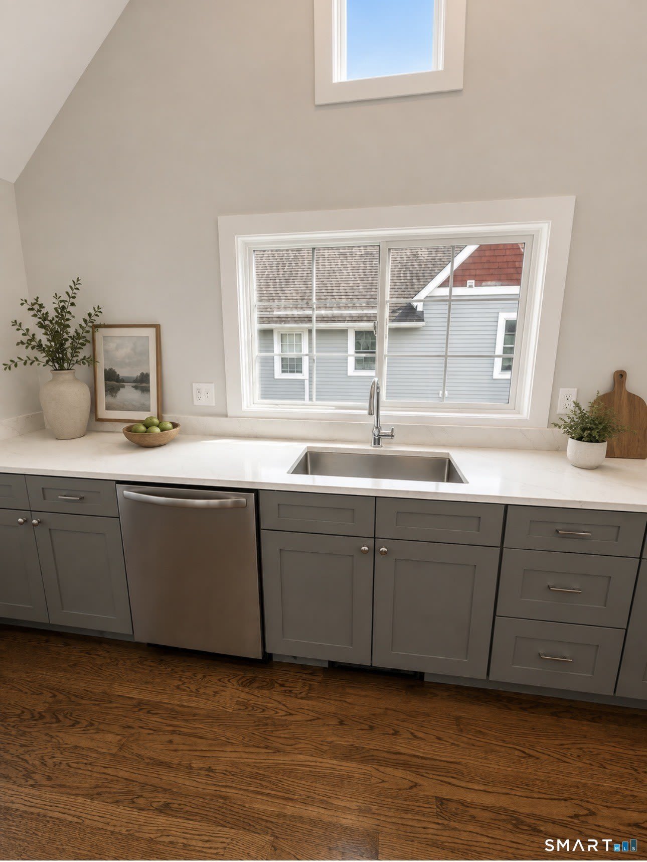 276 Harbor Street – photo 5