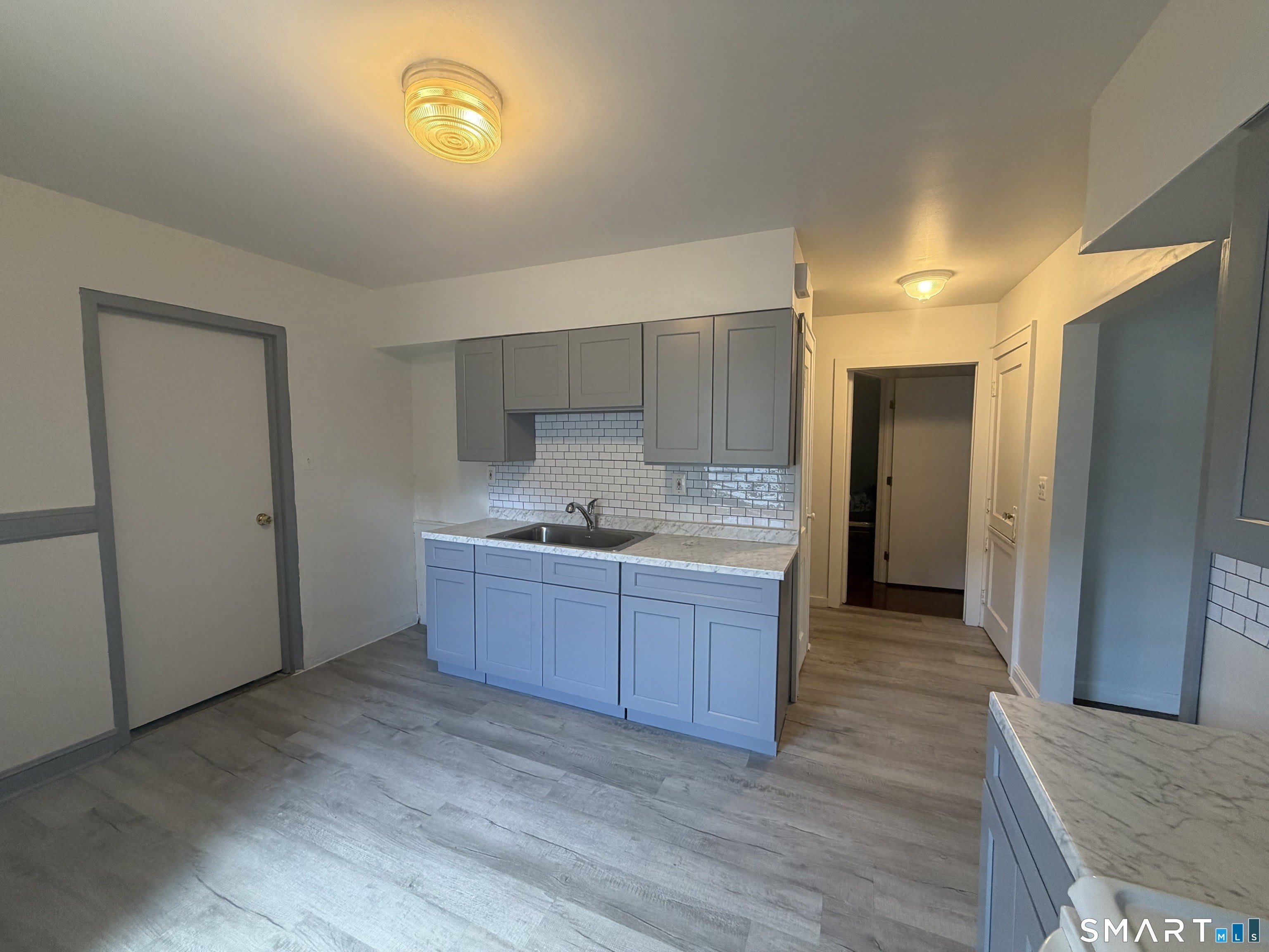 155 Clover Street – photo 3