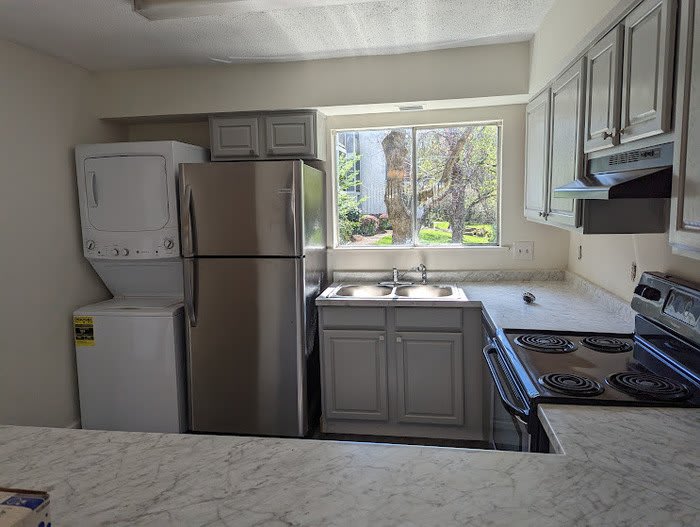 7106 Longstreet Drive – photo 4
