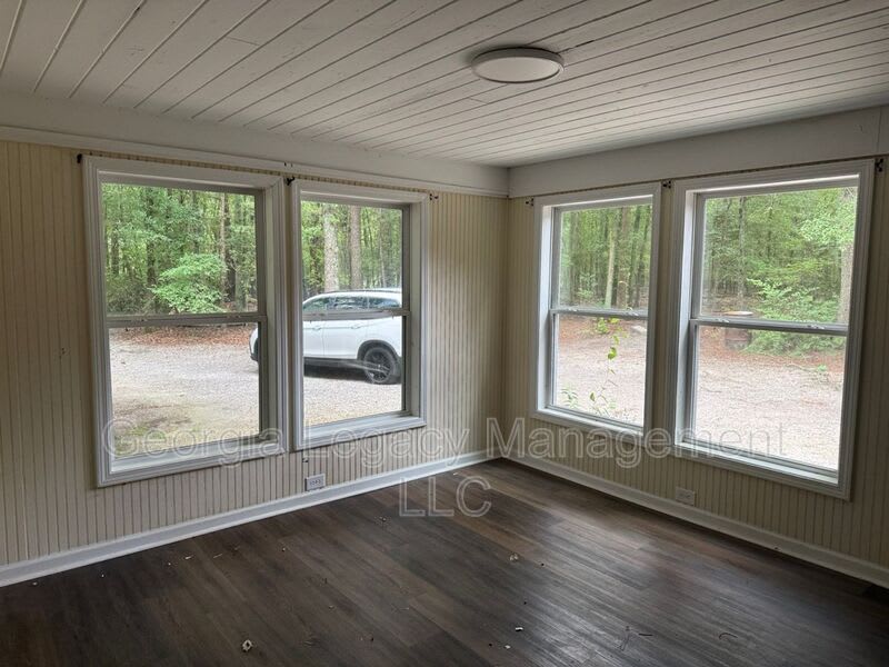 142 Henry Meyer Road – photo 3