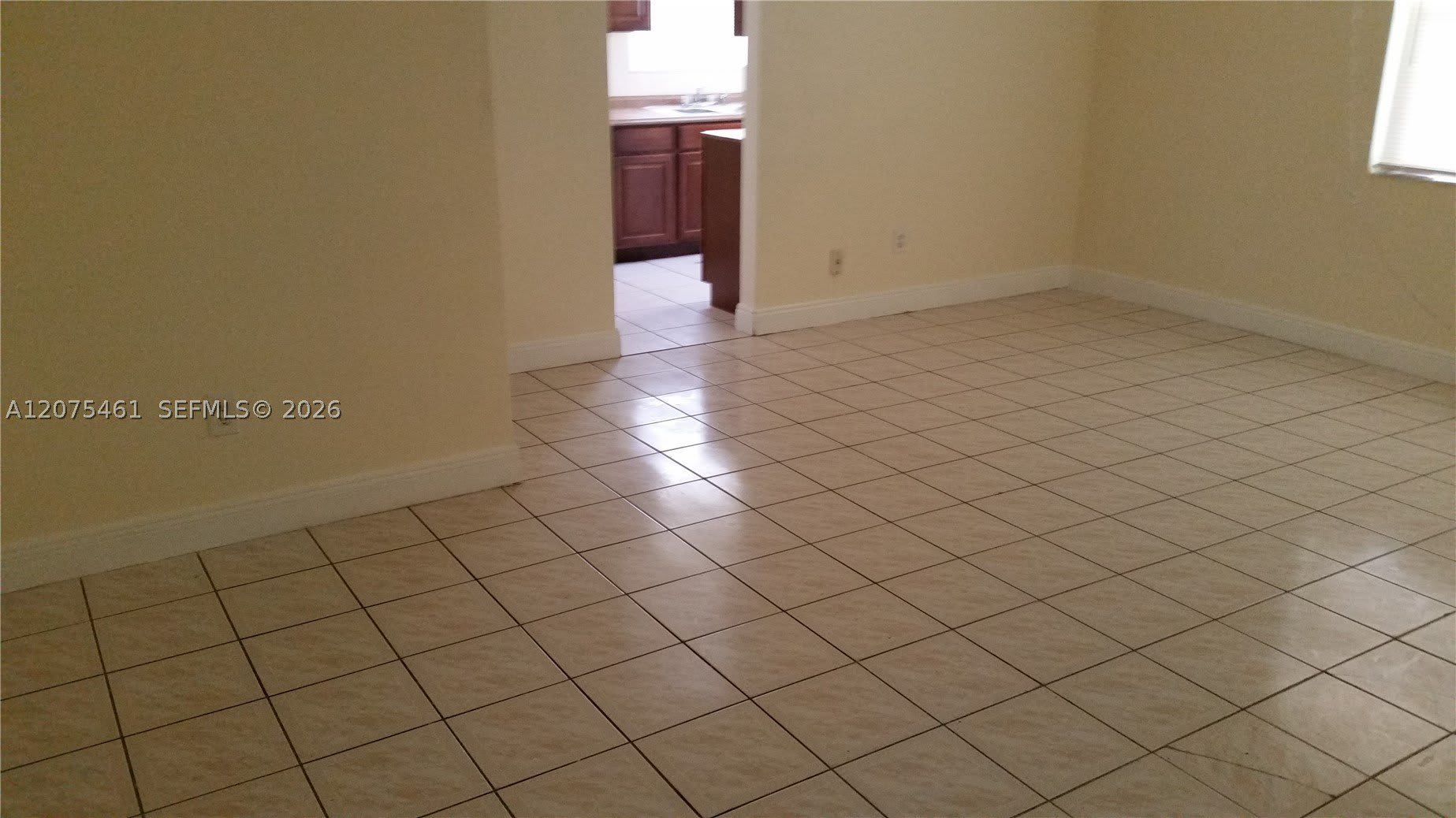 807 SW 5th Ct – photo 3