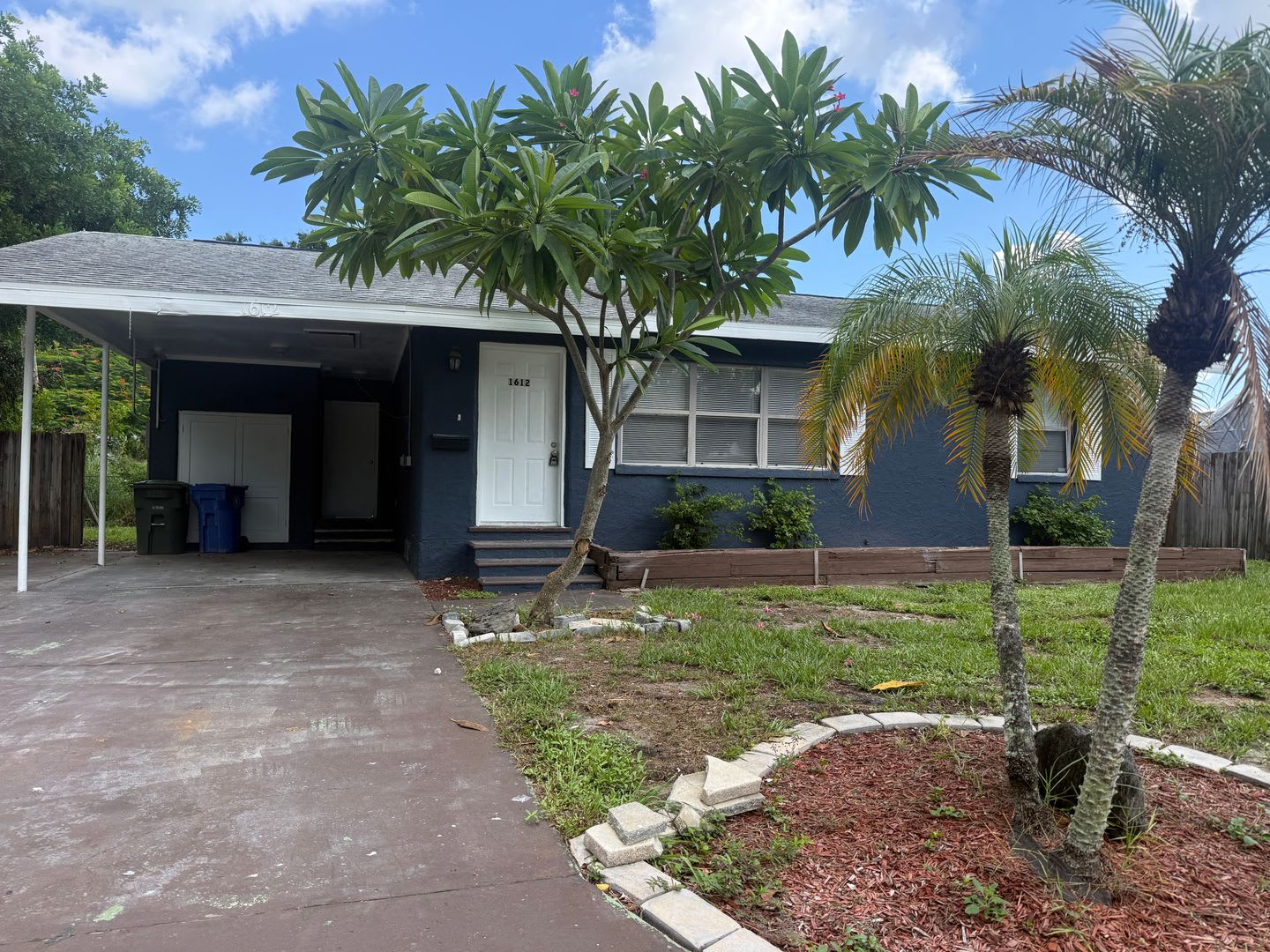 2 Bedroom Home in the Heart of Bradenton – photo 1