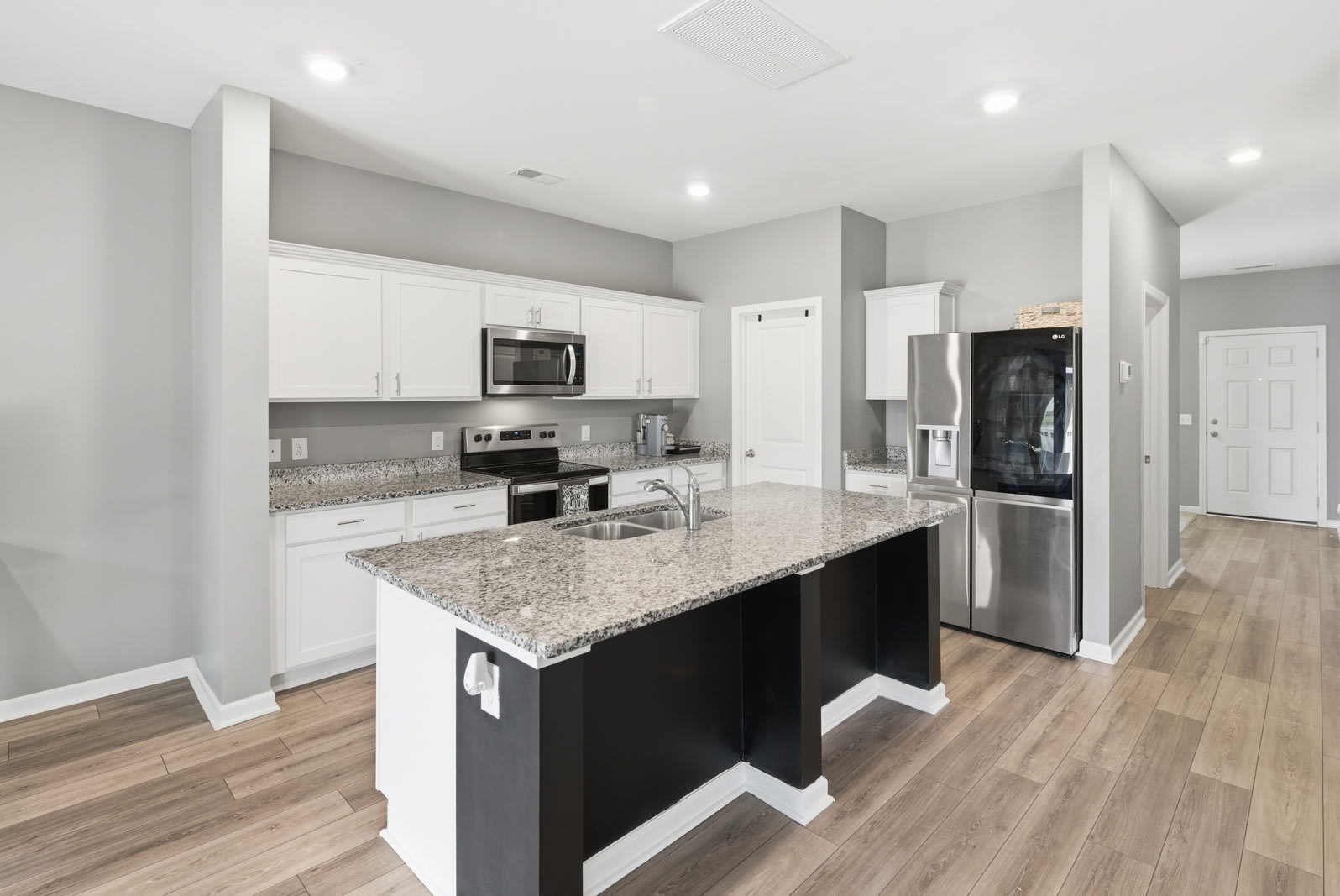 326 Sedona Drive – photo 2