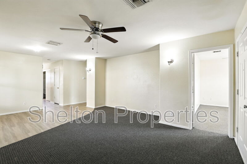345 N 15th St – photo 5