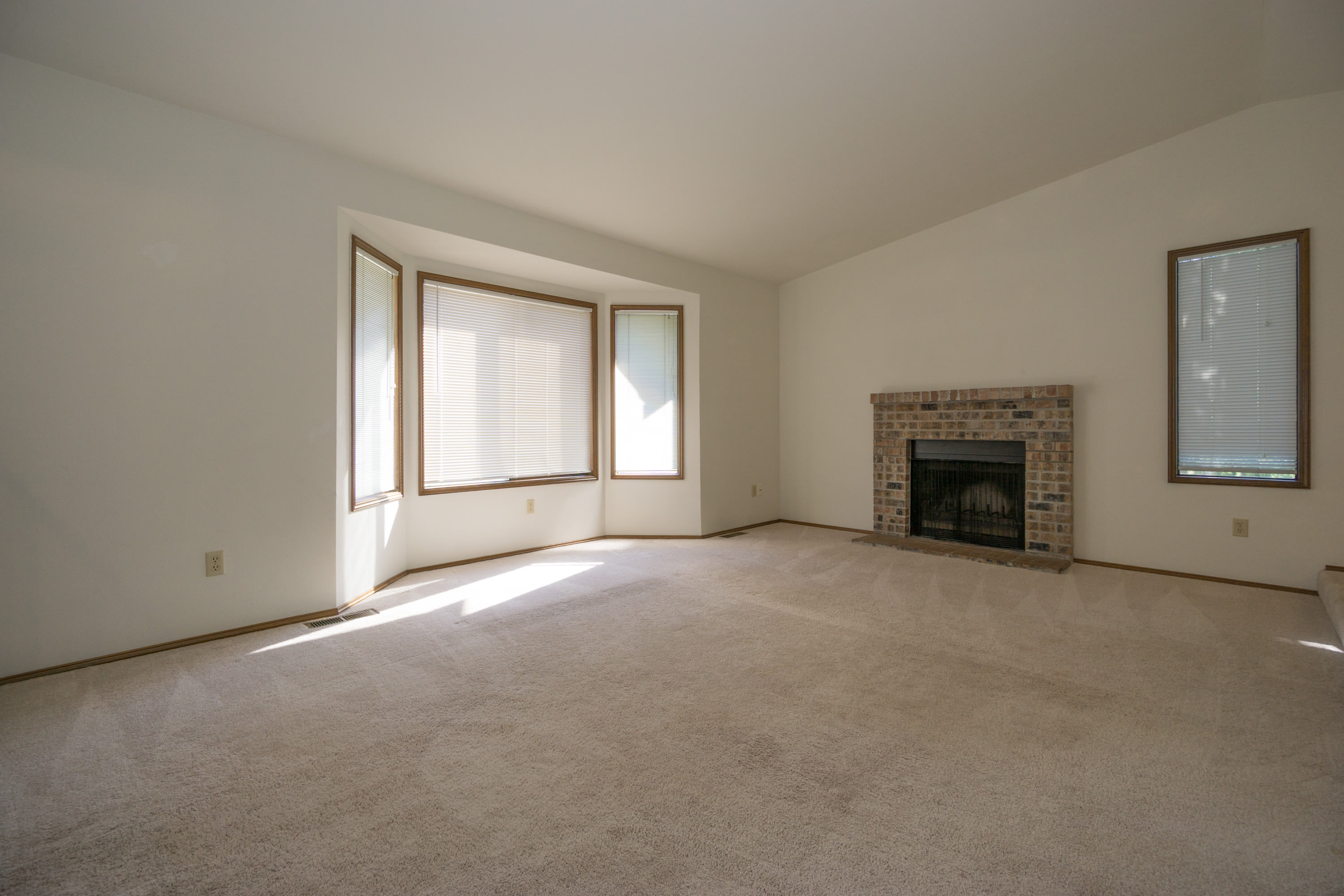 16708 SE 40th Pl. – photo 4