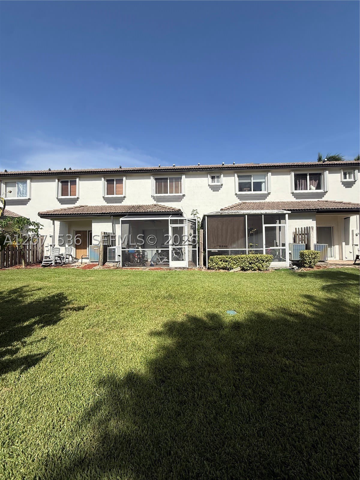 2206 SE 23rd Ave – photo 2