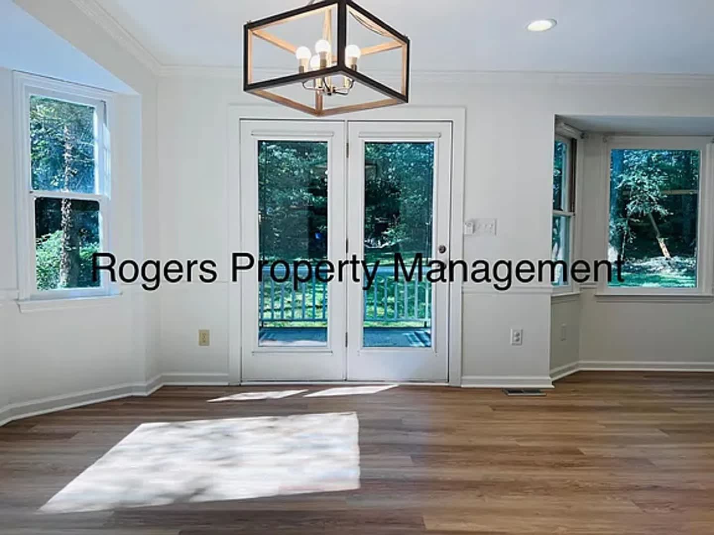 317 Amherst Creek Drive – photo 5