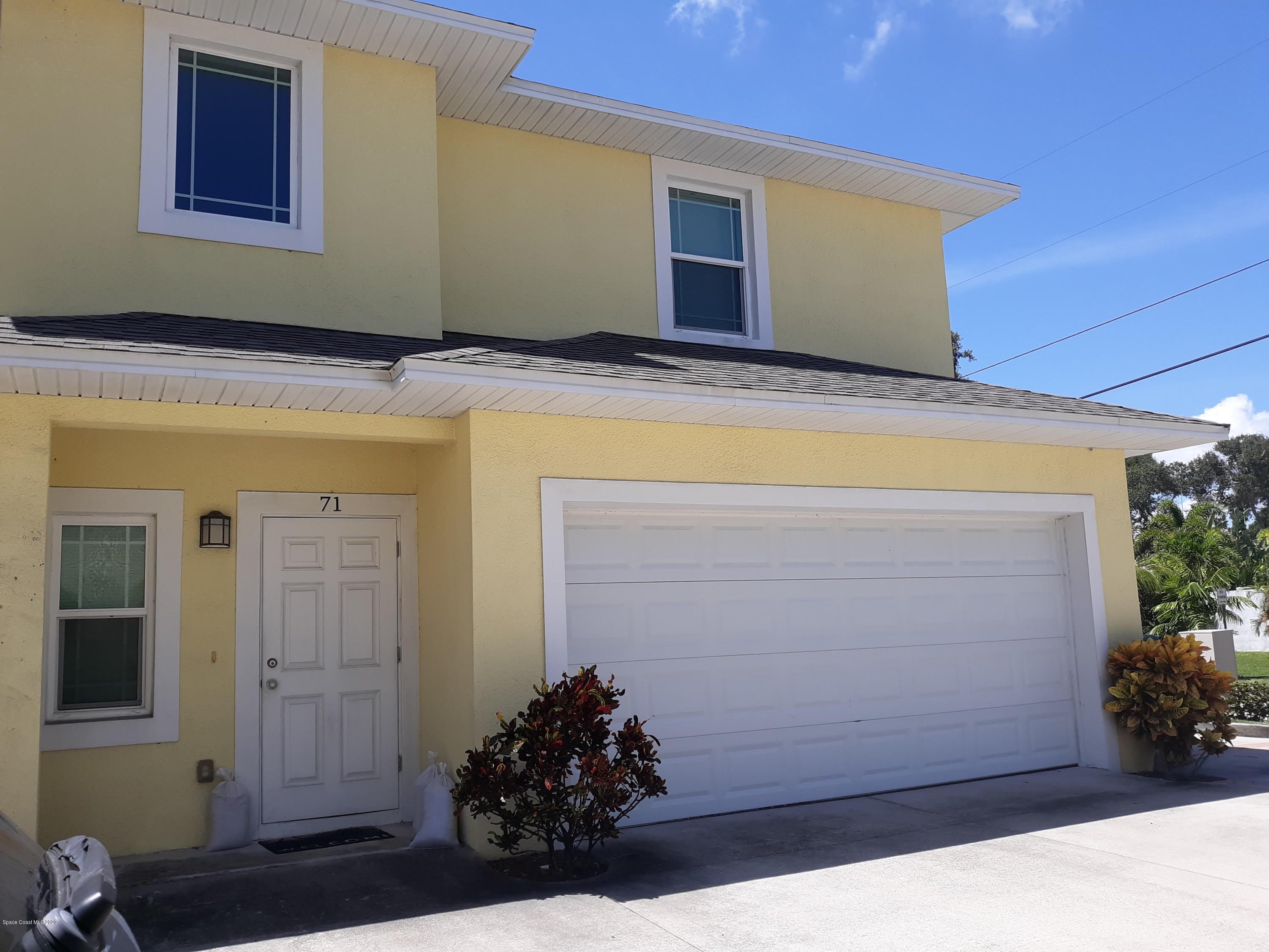 72 June Drive – photo 1