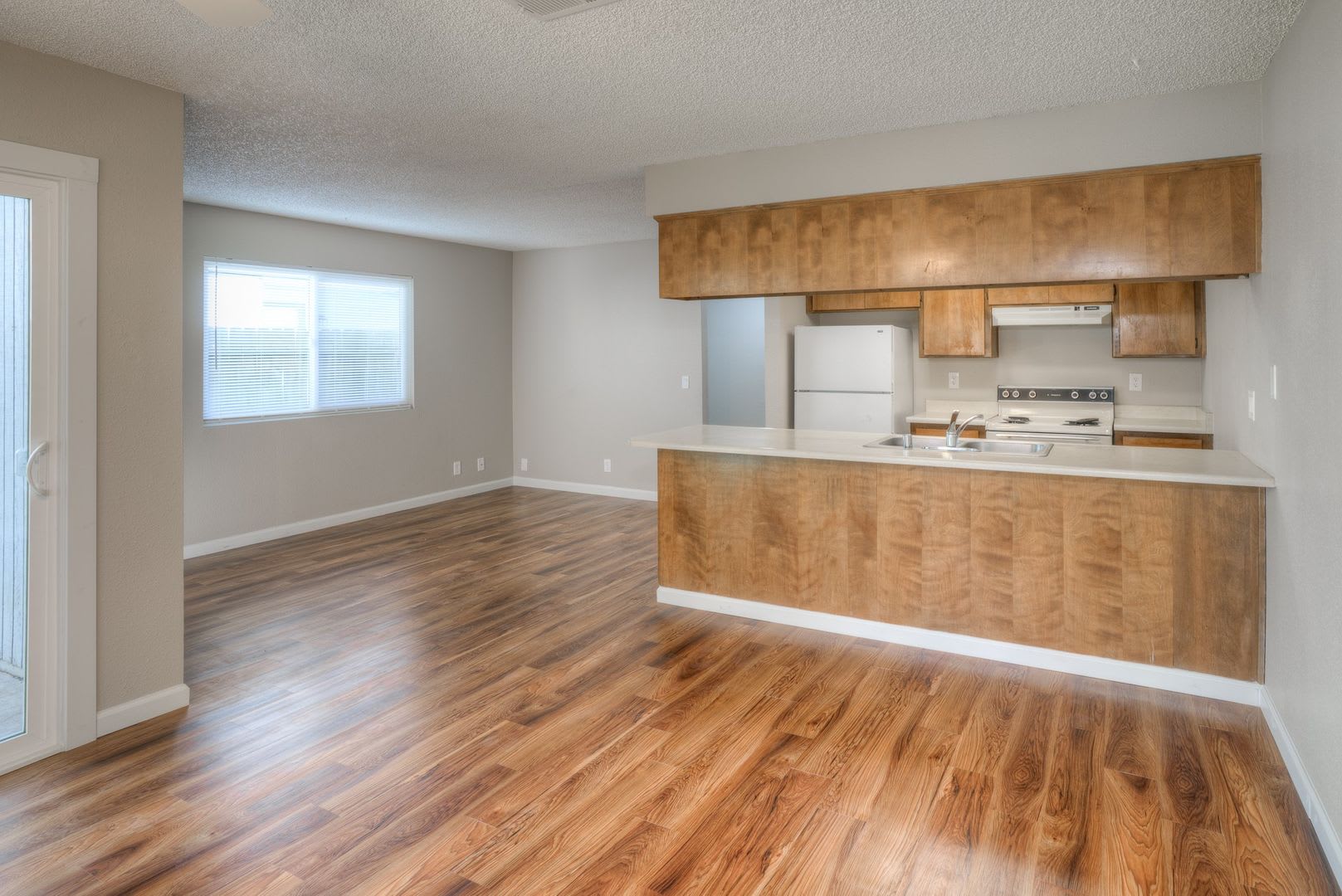 Greenwood Estates has an Excellent 2 Bedroom, 1.5 Bath Townhouse with a Backyard! – photo 5