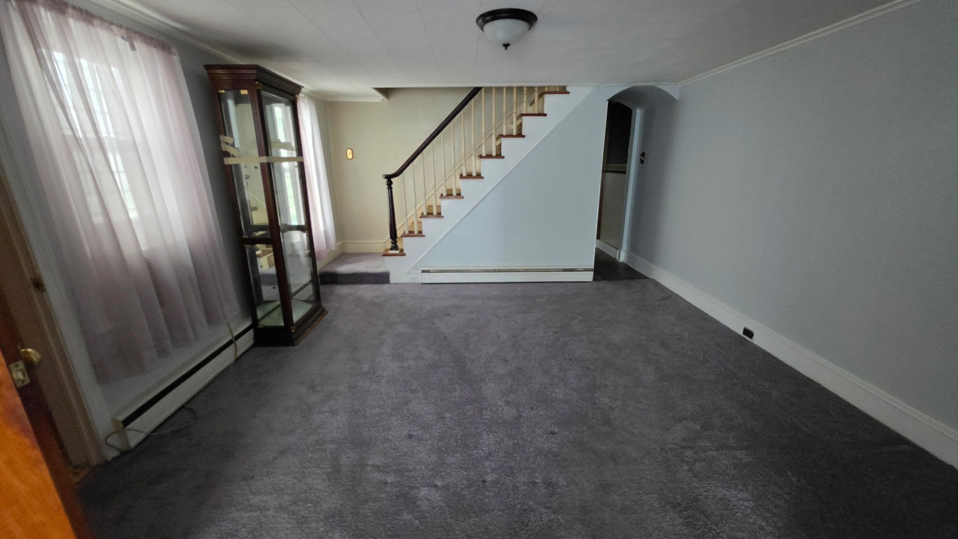 3 Bedroom 1 5 Bathroom – photo 4