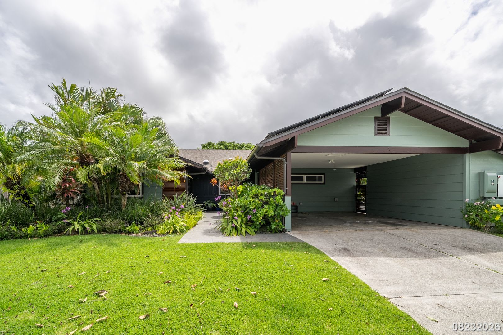 9 195 3Br 3Ba 1 816 Sf Private Executive Kailua Home With Spa Pv Battery Backup Available Now – photo 2