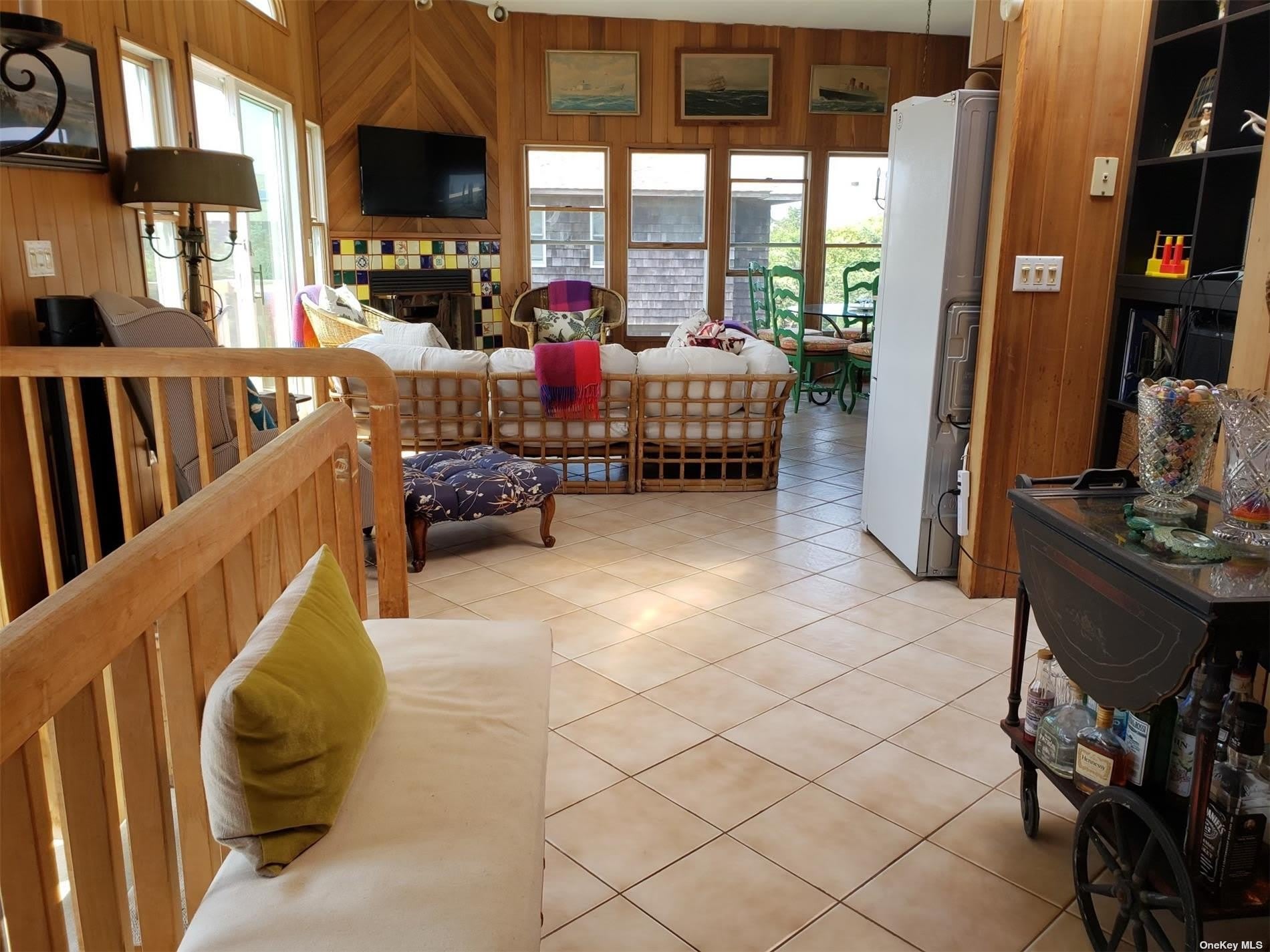 863 Evergreen Walk – photo 2