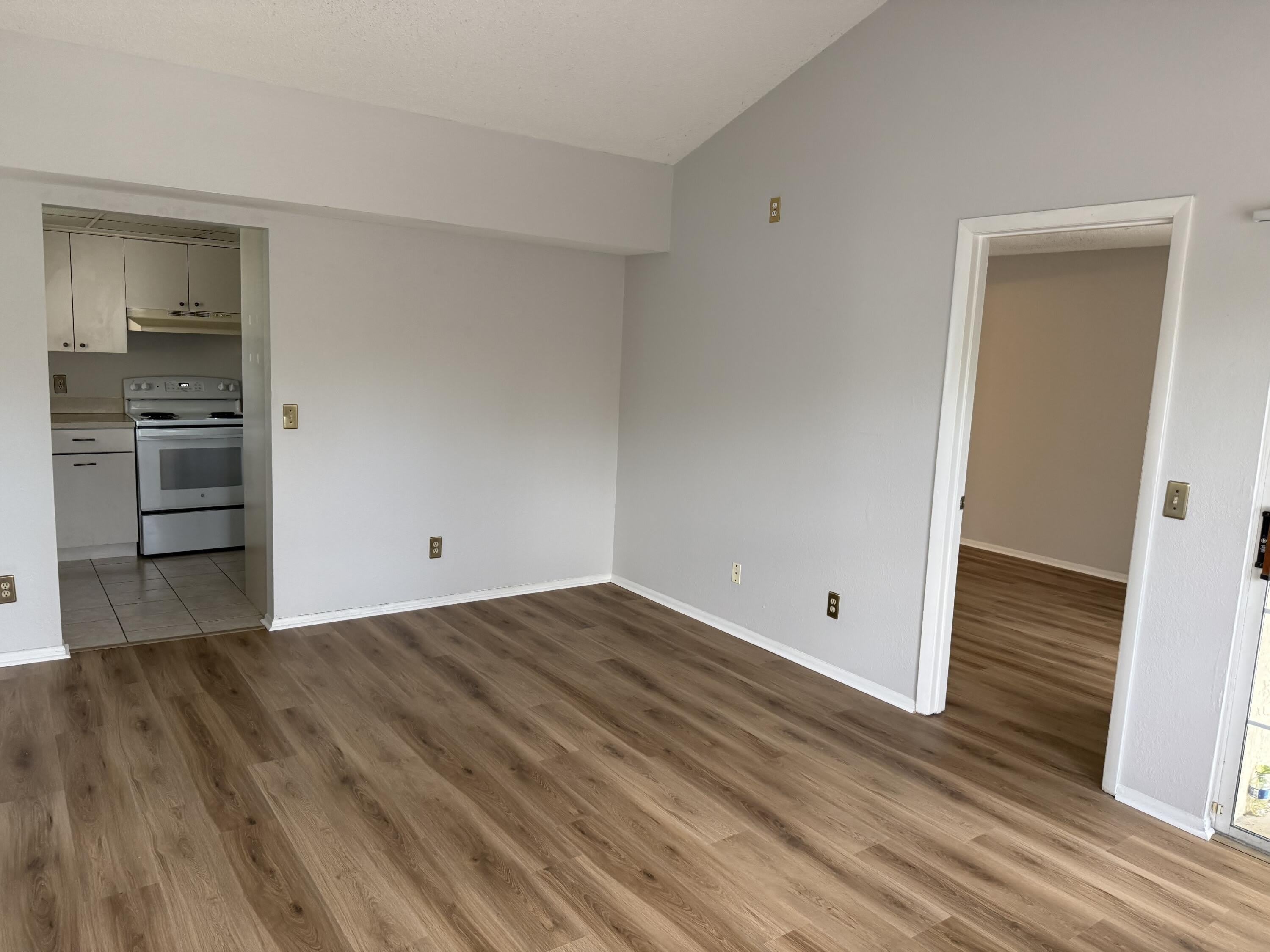 1650 SE Green Acres Circle – photo 4