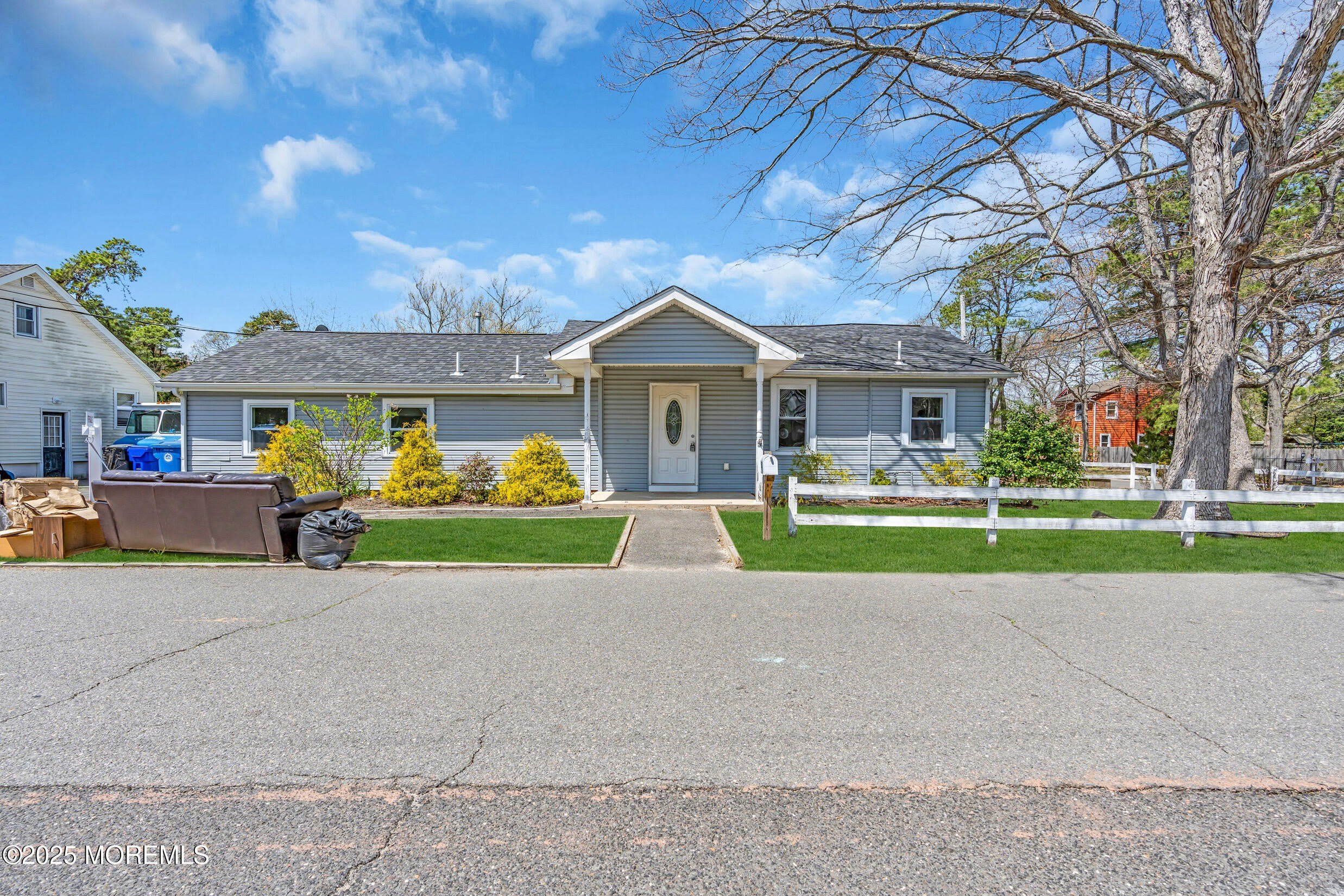 351 Hulse Avenue – photo 2