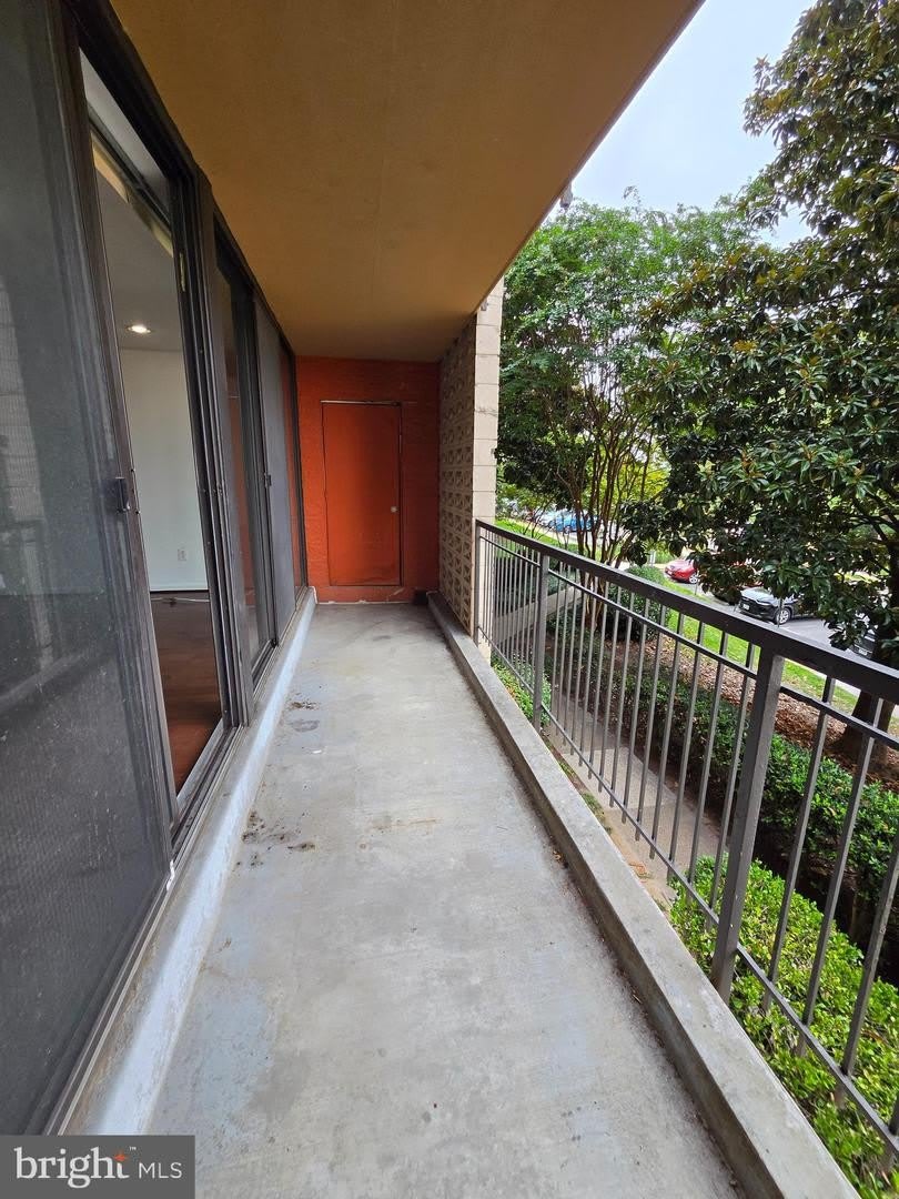 16 S Van Dorn St 201 – photo 4