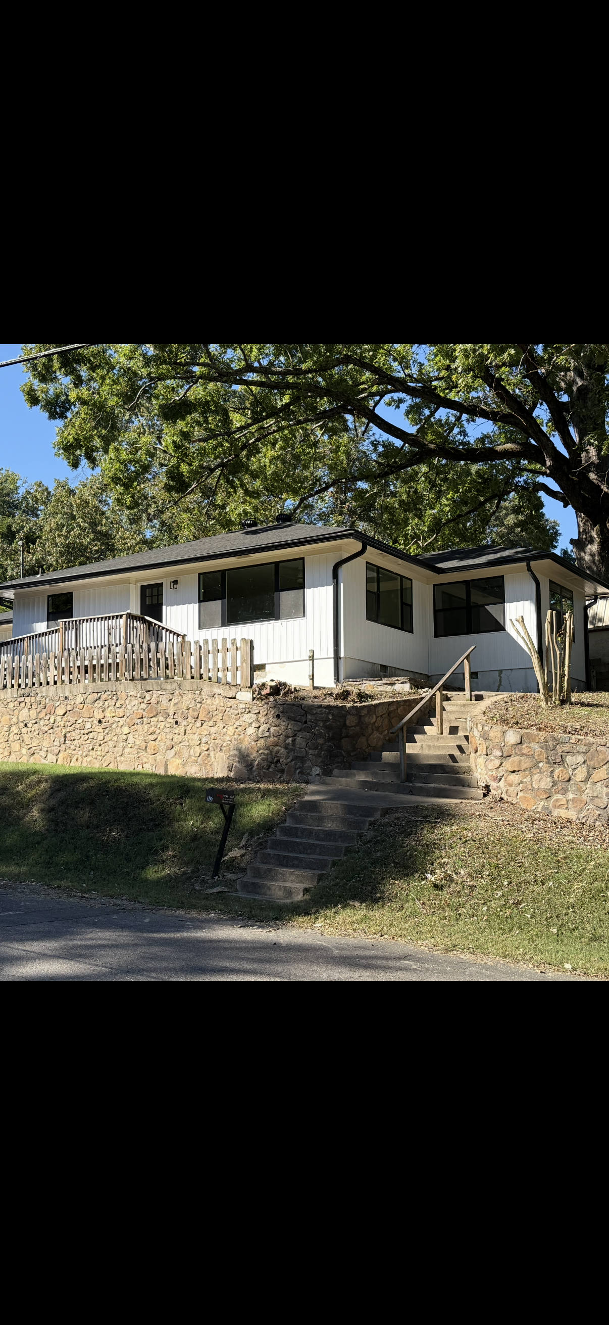 112 Poplar St – photo 1