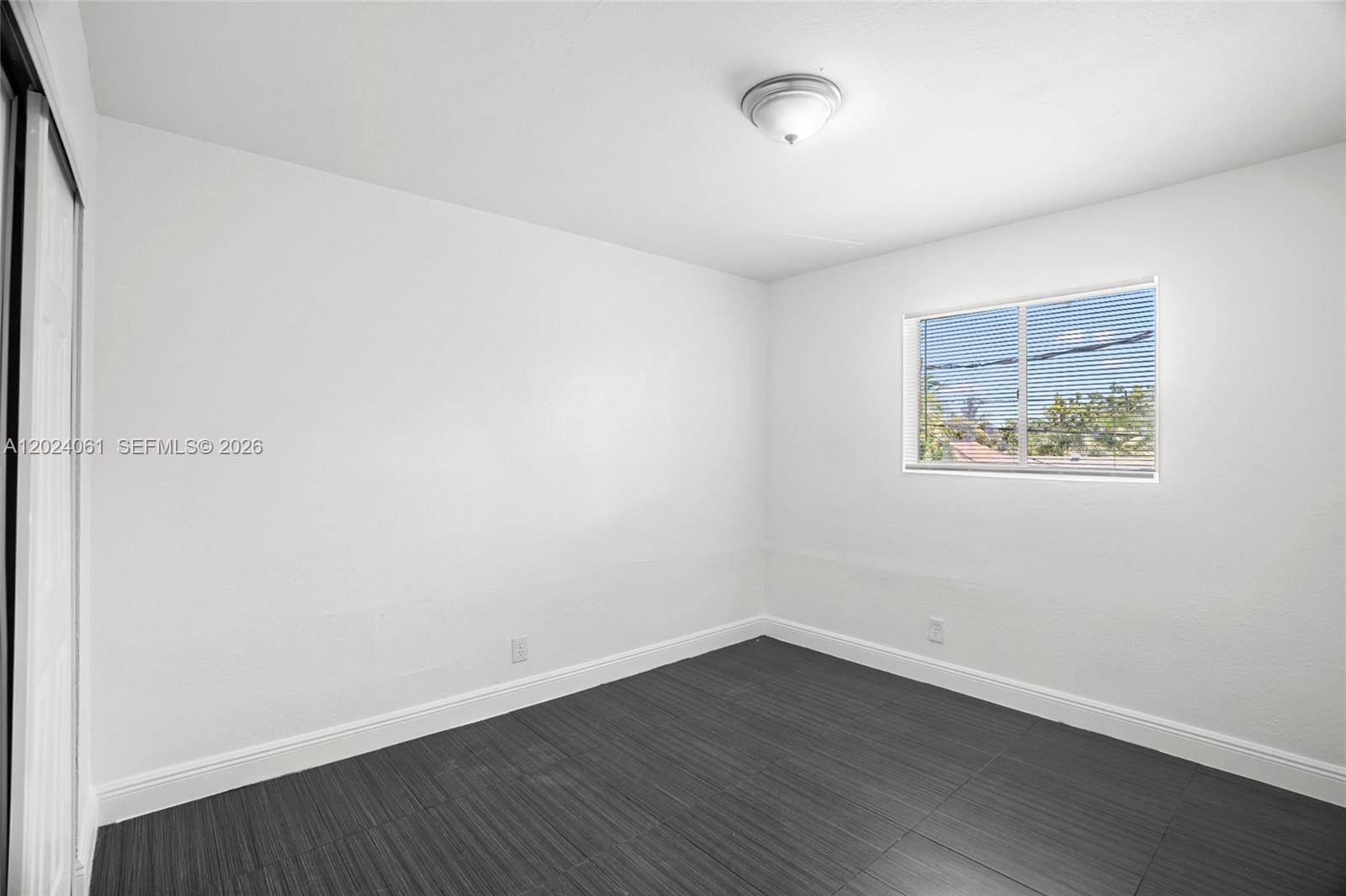 37 Sw 14th St – photo 4