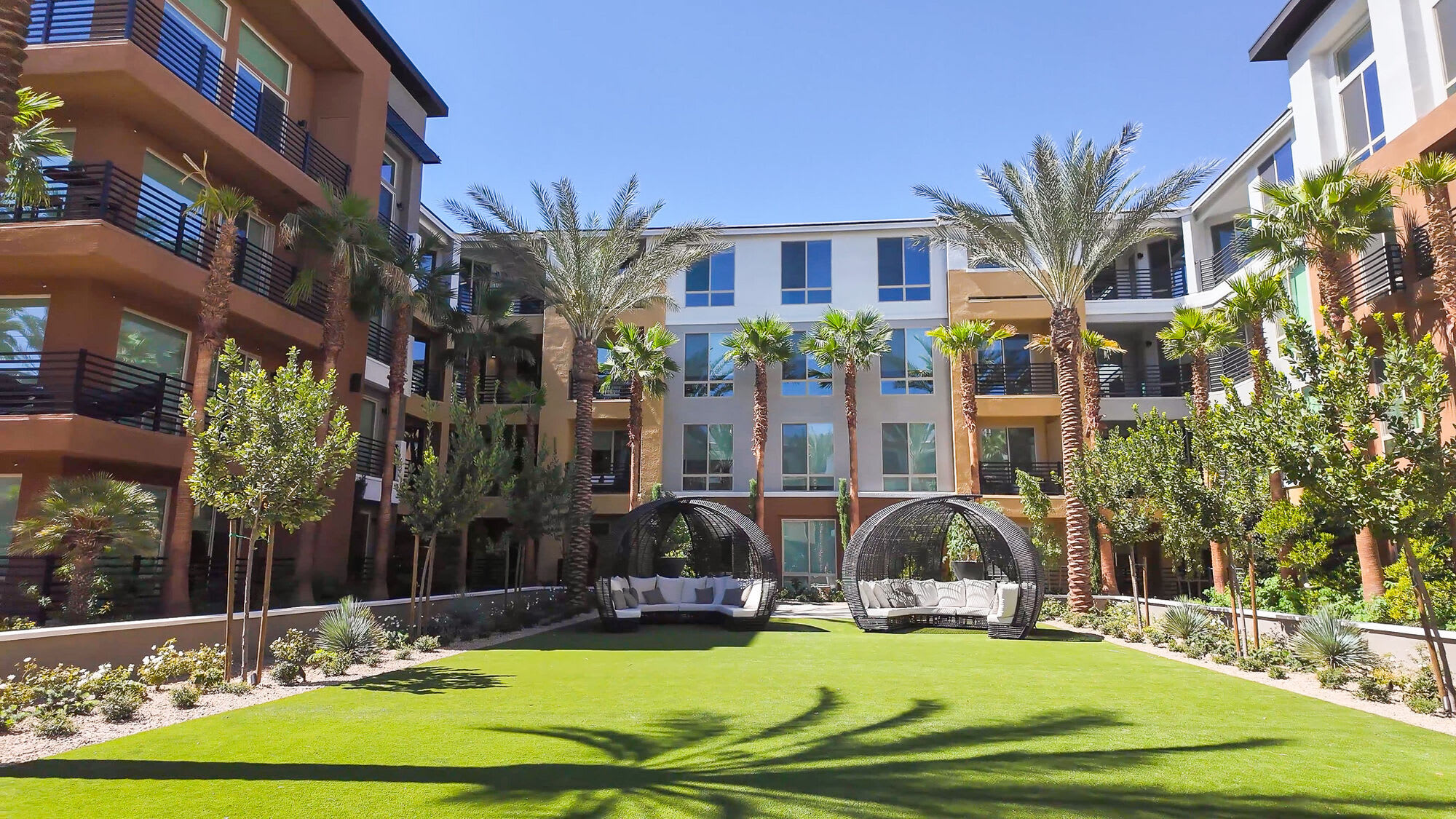 Aspire at Flamingo Grand – photo 5