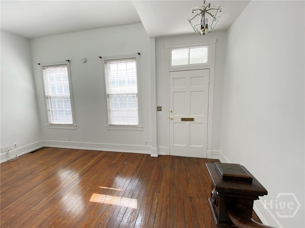 506 E York Street – photo 5