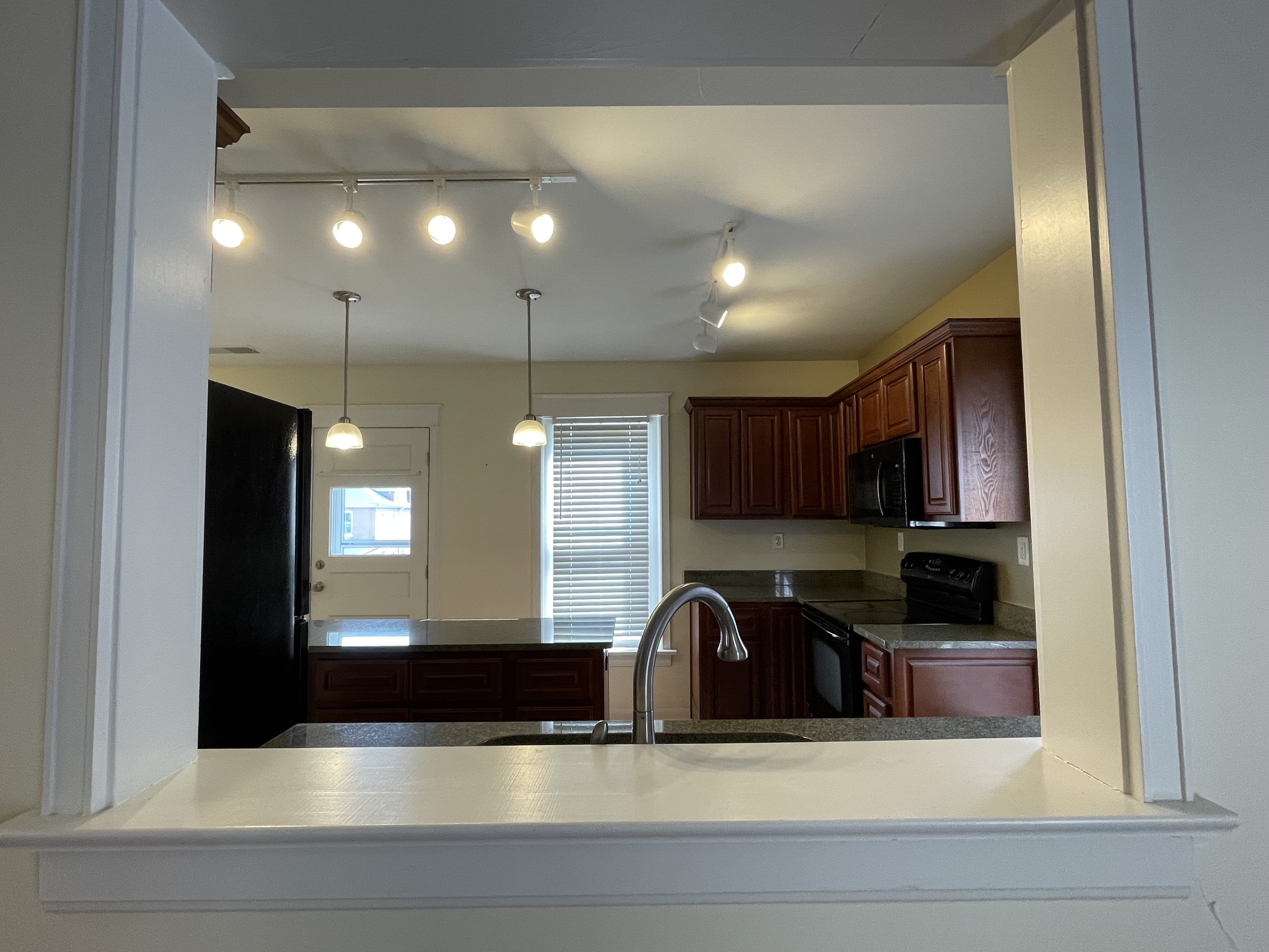 2531 Cherry Street – photo 4