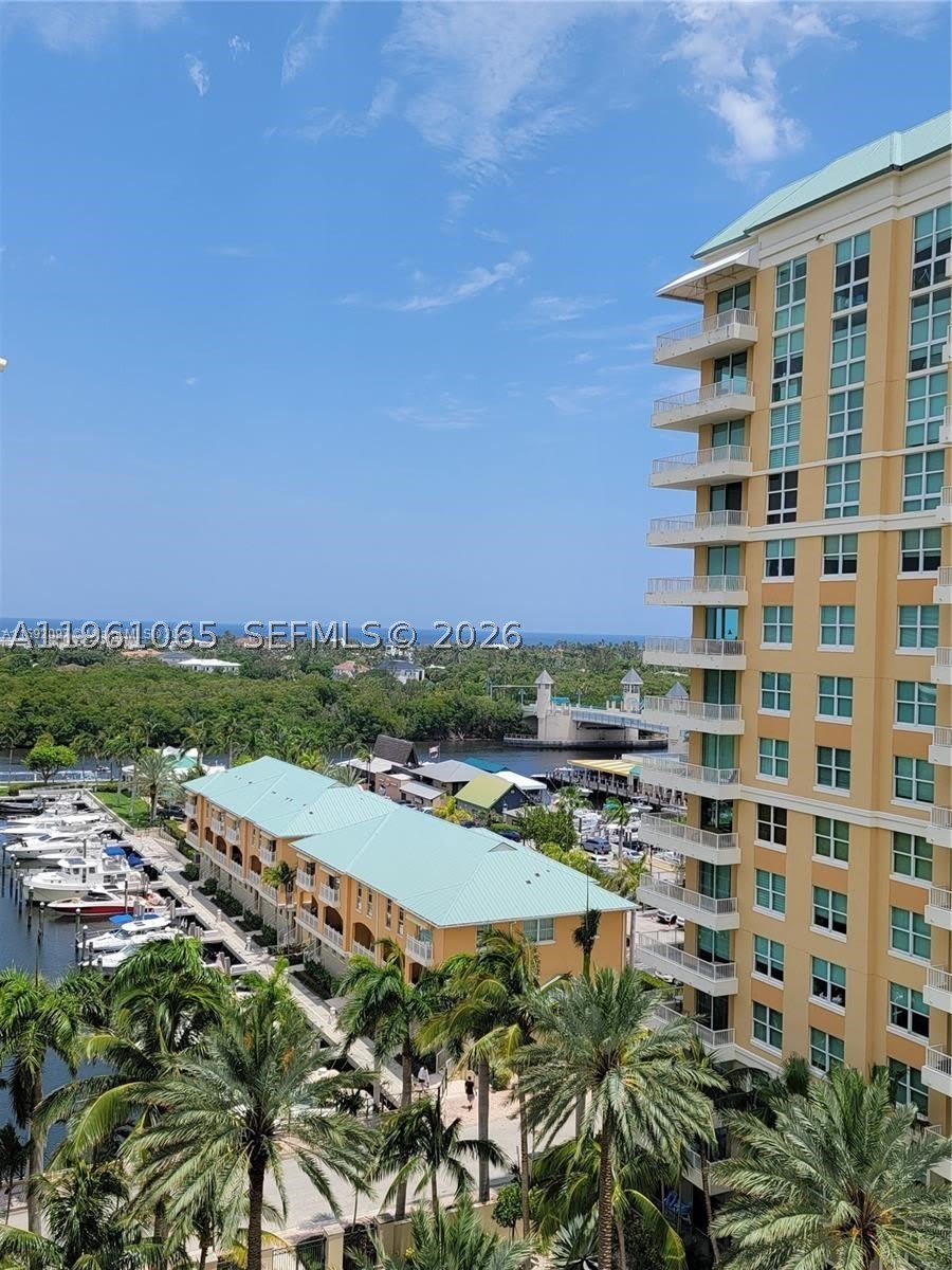 700 E Boynton Beach Blvd – photo 2