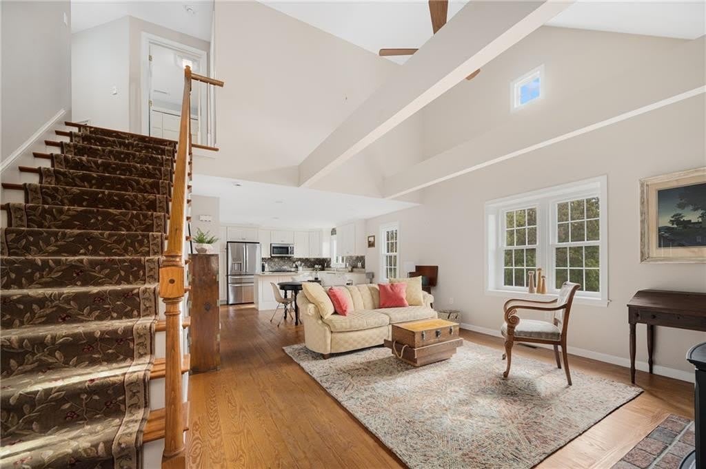 318 Sutton Street – photo 5