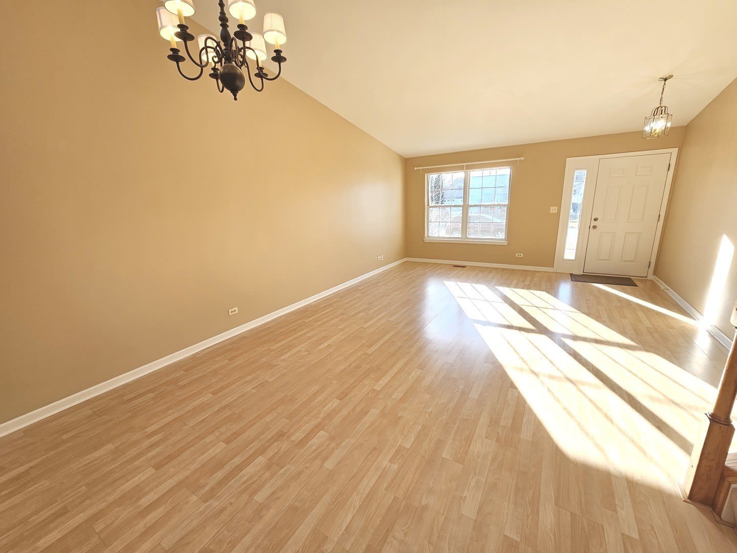 2315 N MEADOWS Lane – photo 3