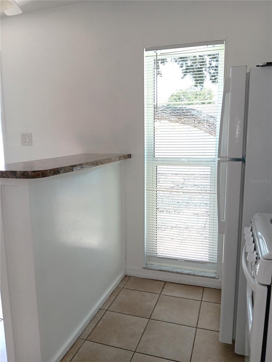885 BELTREES Street – photo 5